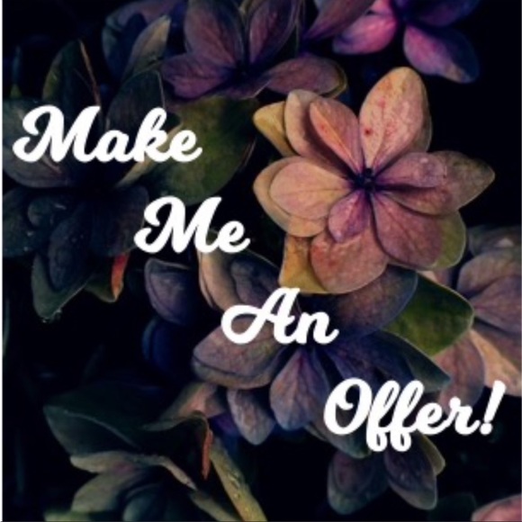 VERY Flattering, Textured LBD Eyeshadow brand. Size Large - Worn once - Picture 14 of 14